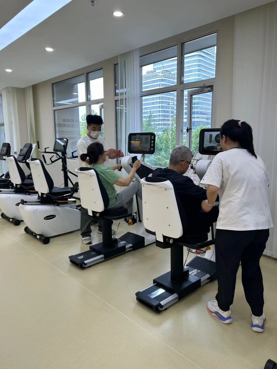 老年人运动康养实训室.jpg