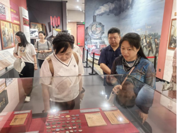 “凝心铸魂淬党性,实干担当促发展”主题党日活动